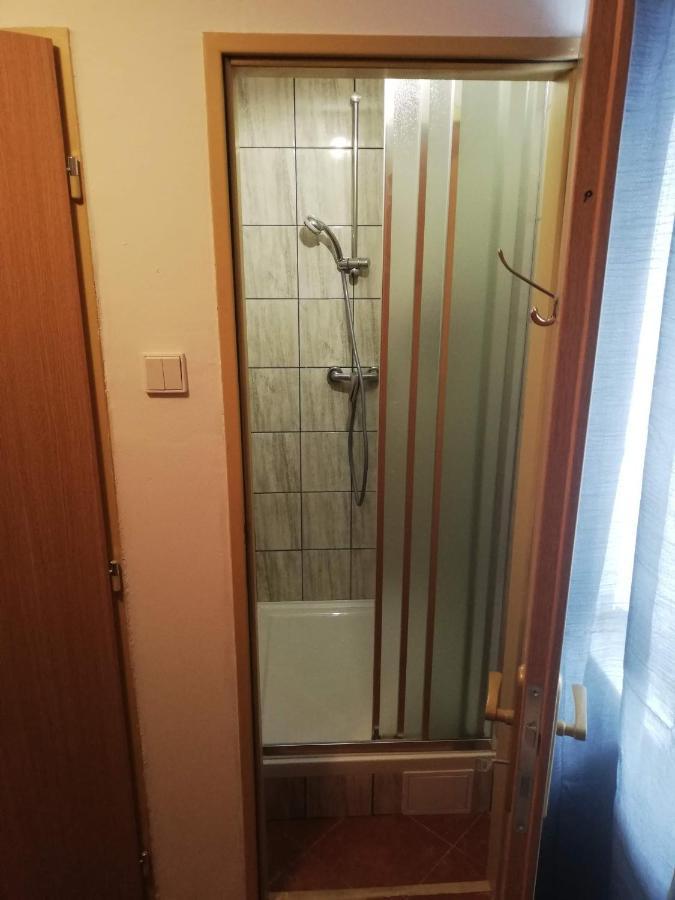 Penzion Pod Svahem Železná Ruda Exteriör bild